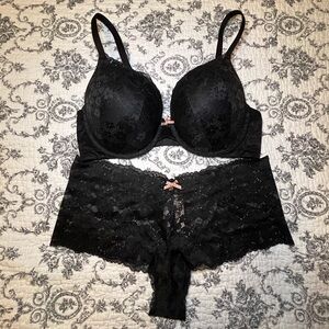 Victoria’s Secret Black Floral Lace Bra & Panty Set